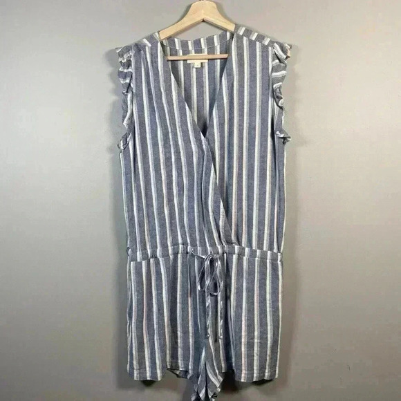 CLOTH & STONE Ruffle Sleeveless Crossover Romper Zuma Beach Stripe Size L Large - Picture 2 of 14